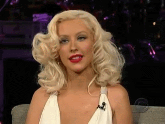 Christina aguilera hunt GIF - Encontrar en GIFER