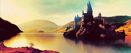 Hogwarts harry potter GIF - Find on GIFER
