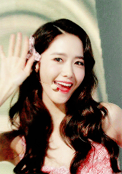 Yoona GIF - Find on GIFER