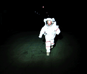 Resultado de imagem para astronauta gifs