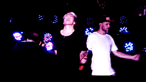 1d GIF - Find on GIFER