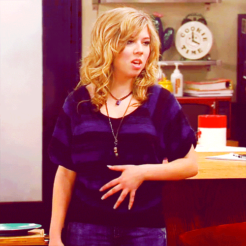 jennette mccurdy belly button