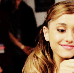 GIF ariana grande this will get 0 notes but shes so cute ...