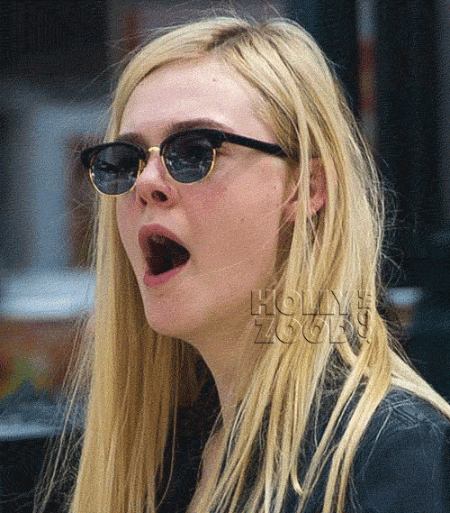 Elle fanning GIF Find on GIFER