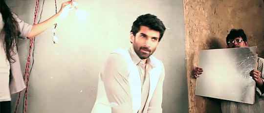 Aditya roy kapur GIF - Find on GIFER