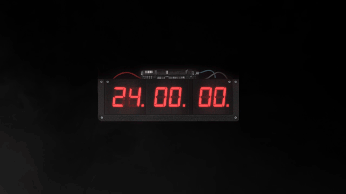 24 часа это 00 часов. Электронные часы анимация. Анимированные цифровые часы. Часы с обратным отсчетом гиф. Часы с таймером обратного отсчета.