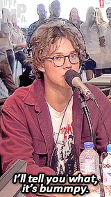 About me GIF - Find on GIFER