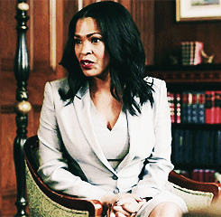 гифки long. волосы на английском произношение. светлые волосы на английском произношение. разница между вопросом what does he look like what is he like. She has got волосы.