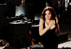 Natasha romanoff GIF - Find on GIFER
