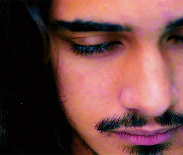 Animated GIF avan jogia, share or download. 