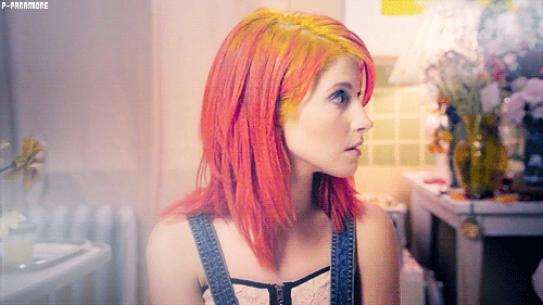 On this animated GIF: hayley williams Dimensions: 500x281 px Download GIF o...