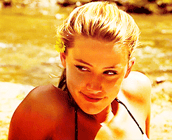 Amber Heard Lipbite Gif Amber Heard Lipbite Discover vrogue.co