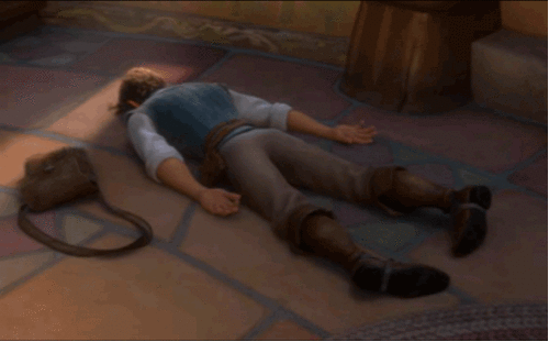 GIF dead body the lord of the rings - animated GIF on GIFER