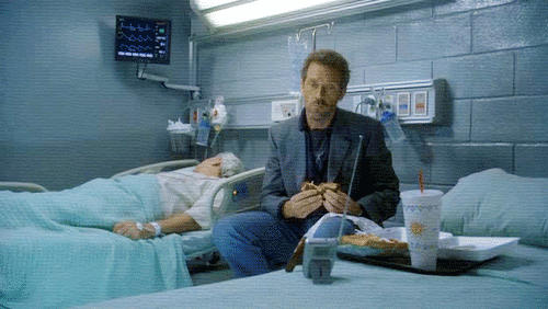 Doctor gif. Доктор Хаус gif. Доктор Хаус сериал гифки. Гифки доктор Хаус смешные. Доктор гифка.