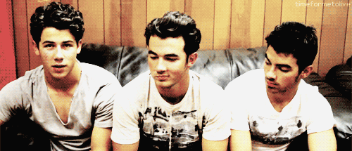 nova música de Jonas Brothers