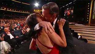 Look room GIF Find on GIFER