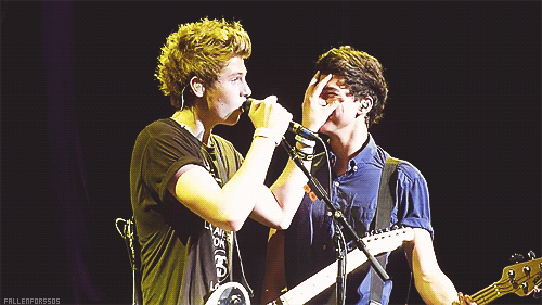 5sos Imagine Gif Find On Gifer