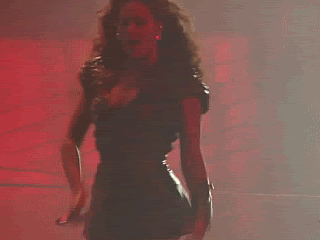 Тело представлено гифами. Бейонсе показывает средний палец. Подняли платье в школе гиф. Survivor Song Бейонсе. Beyonce кадры из Survivor.