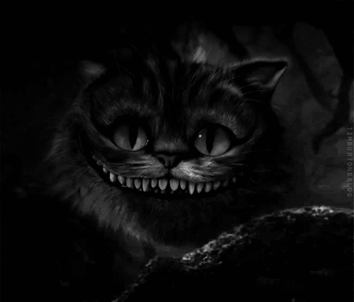 Анимация улыбающиеся твари. Чеширский кот из Алисы в стране чудес. Чеширский кот MCGEE. Чеширский кот тим Бертон. Гиф улыбка Чешира.