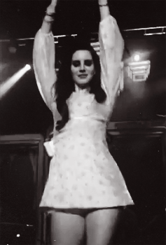 GIF lana del rey paradise tour lana del rey paradise tour - animated