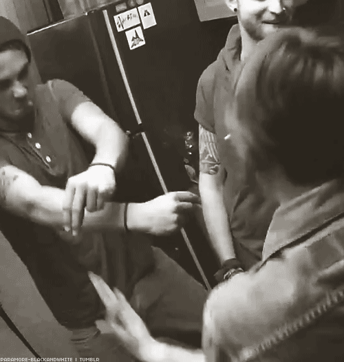 Z8lq.gif