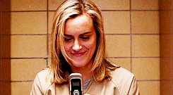 Pornstache Naranja Es El Nuevo Negro Gif Oitnb Pornstache GIFs | Tenor