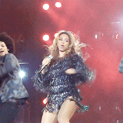 why dont you love me,beyonce,mrs carter world tour