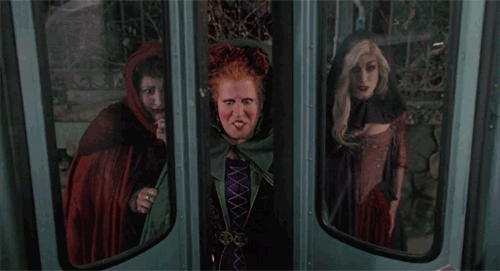 halloween,witch,hocus pocus,90s,set,classic,bus,witches,halloween movie,winifred sanderson,sarah sanderson,mary sanderson