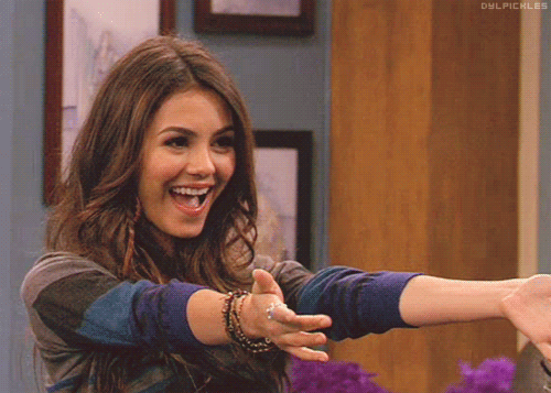 come here,flirting,victorious,victoria justice,come