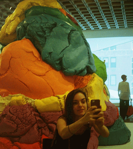 sculpture,selfie,jeff koons