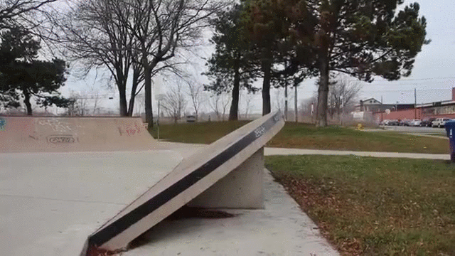 skateboarding,ramp