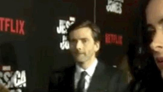 david tennant,jessica jones,and i hope to use that mike coulter,as a reaction,also dimples,super blurry,mike coulter,krysten ritters hair and shoulder,gma 40 for 40 clusterfuck,someone take quicktime away from me