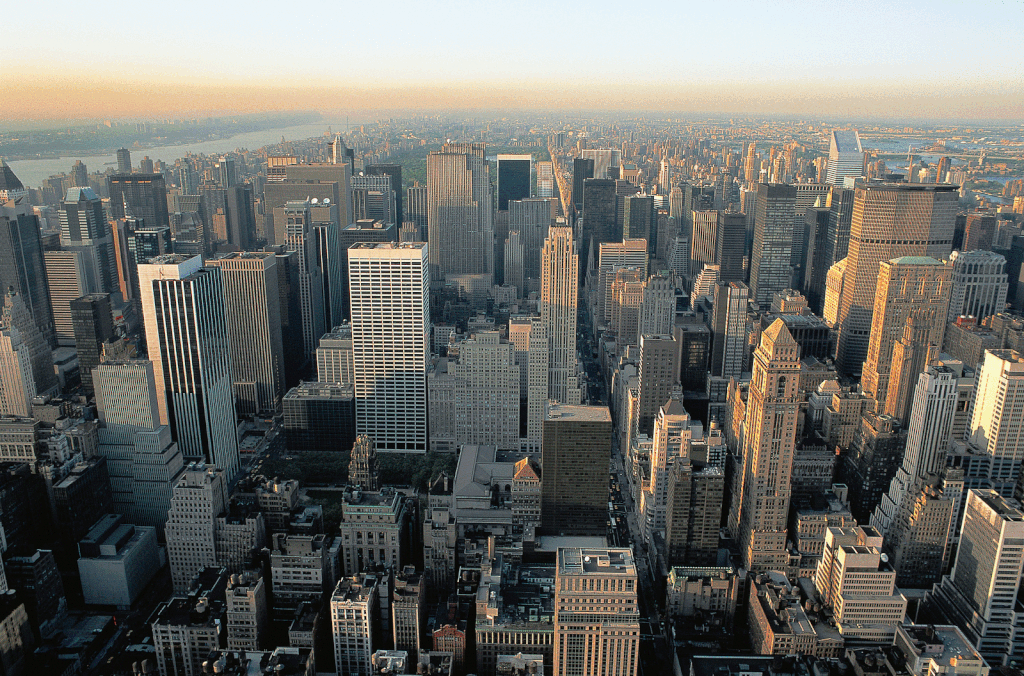 City gif. Америка небоскребы Нью Йорк. Нью Йорк гиффка. Вид с высоты. С высоты птичьего полета.