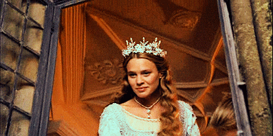 Принцесса пала. Робин Райт принцесса. Робин Райт невеста. Робин Райт 80-е. Гифки Робин Райт принцесса.