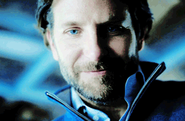 limitless,bradley cooper,limitlessedit,cbs limitless,eddie morra,bcooperedit,pls fix that,also his eyes are hypnotizing,how hasnt he become the king of the world yet,i was obsessed with it,dude i remember when this freakin movie came out