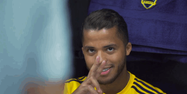 peace sign,winking,soccer,wink,thumbs up,peace,la galaxy,gio,giovani dos santos,soccer player,oficial gio