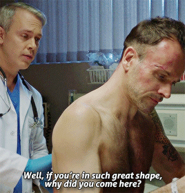 jonny lee miller,lucy liu,sherlock holmes,elementary,elementasquee,joan watson,elementaryedit,1k,3x16,minelem,elementary spoilers,those looks tho,thank you beanarie,sorry about the frozen,an excuse for a shirtless jlm is a good excuse tho