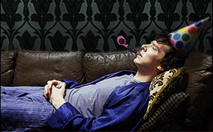 sherlock,couch,party hat,benedict cumberbatch,reaction,the great game