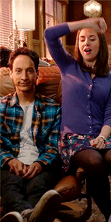 alison brie,danny pudi,community,season 3,bloopers,outtakes,dvd extras