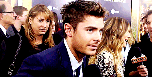 old,wink,zac efron
