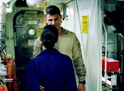 the last ship,travis van winkle,mellysthelastship,mellys,marissa neitling,lt danny green,lt kara foster,wasnt sure how to tag them but i think ill stick with the lt titles,ugh theyre so cute