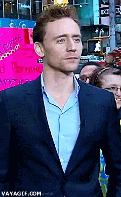 tom hiddleston,loki,smile,beaux,really handsome