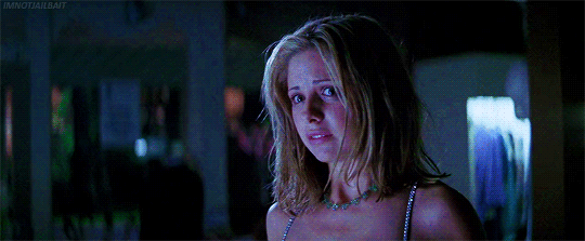 sarah michelle gellar,horror,scary,smg,i know what you did last summer,kevin williamson,helen shivers,cannibalsuxx,no one acts helpless better than smg
