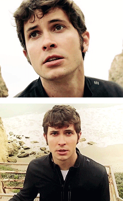 man,beach,talking,tobuscus,toby turner,buscus,sedits,pilin on the cheese