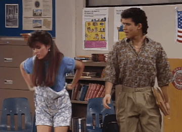 This Gif is about kelly kapowski,saved by the bell,mario lopez,90s,80s,sbtb...