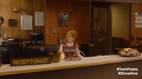 receptionist,twin peaks,showtime,lucy,twin peaks the return,the return,part 10