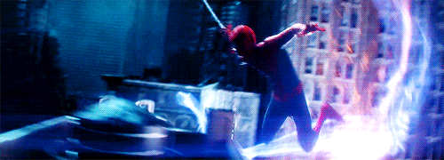 Sophie rain spiderman video 18. Новый человек паук 2 Питер Паркер. Питер Паркер гиф. Новый человек паук gif. Гифки из человека паука.