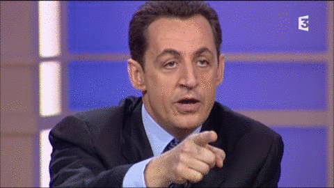 Gif archive. Nicolas Sarkozy. Саркози gif. Смешная гифка жесты. Италия жестикуляция гиф смешной.