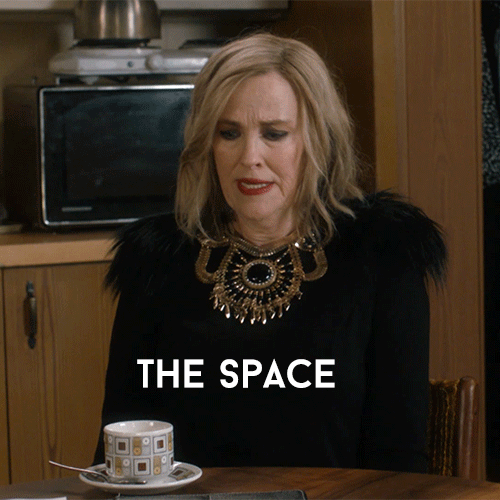 moira rose,schitts creek,schittscreek,cursed,funny,comedy,humour,cbc,canadian,catherine ohara,queen moira,kevins mom,queenmoira