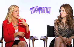 hot,snow,anna kendrick,pitch perfect,brittany snow